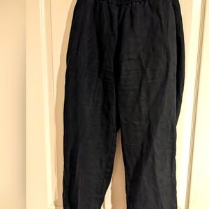 Quince Women's Black Cropped Linen Pants